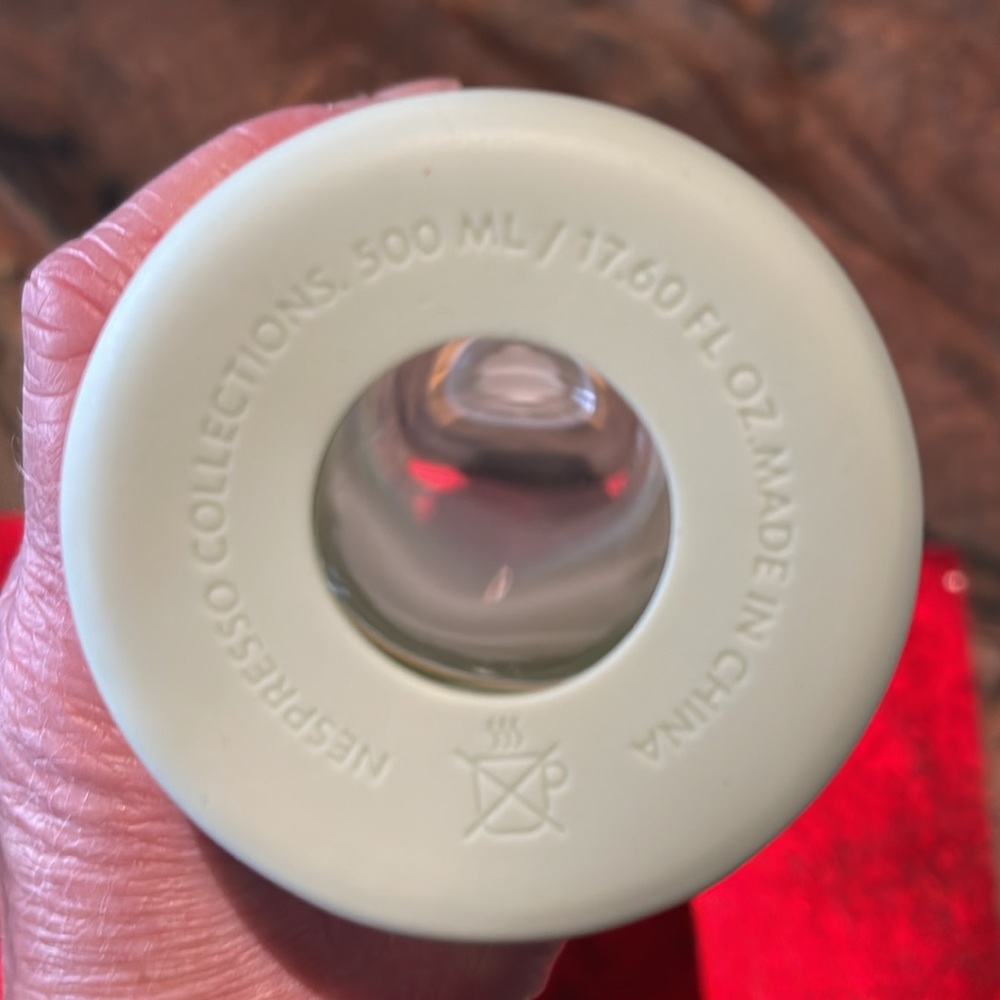 Nespresso glass water bottle with silicone sleeve - Picture 3 of 8